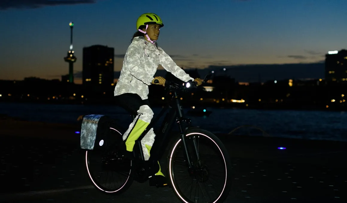 Tech Regenjacke Commuter Damen Hi-vis & Reflection - AGU